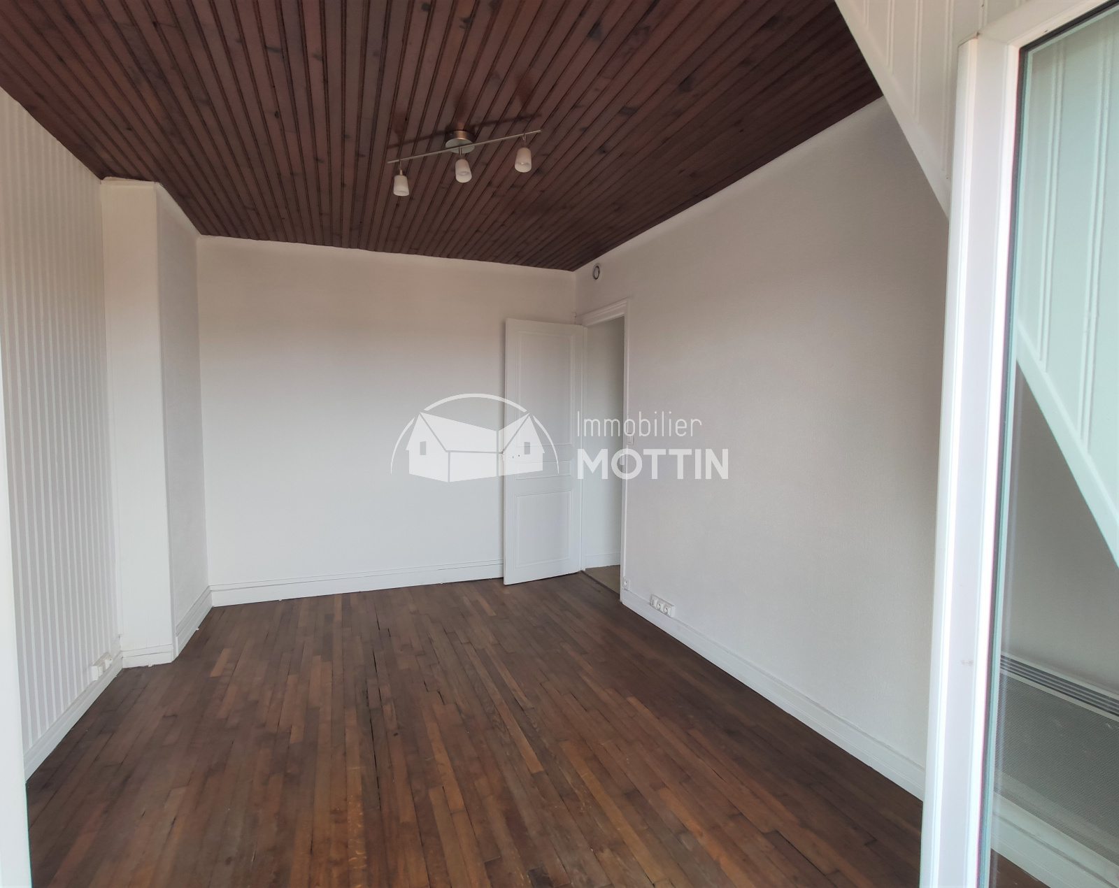 Image_, Studio, Vitry-sur-Seine, ref :V 8335